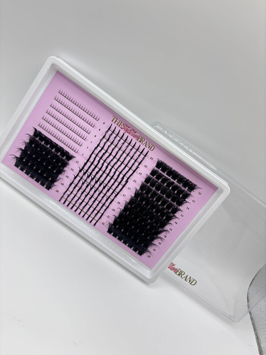 TOP TIER LASH CLUSTERS, SPIKES, AND BOTTOM TRAY